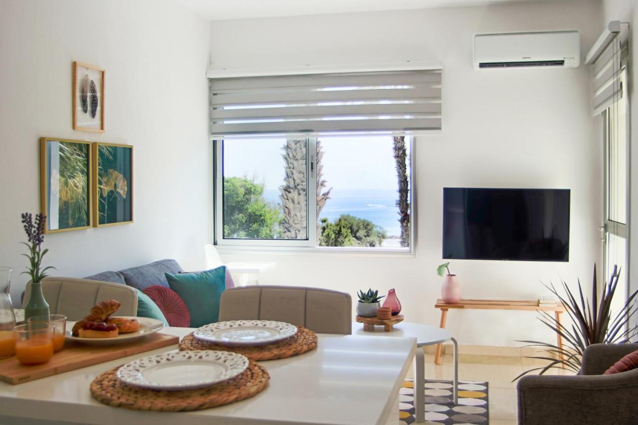 Phaedrus Living: Seaside Flat Constantinos 111 Apartment Paphos ภายนอก รูปภาพ